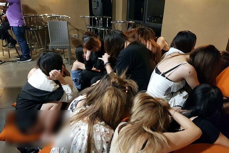 突击MAXX HOTEL救出35名卖春女性